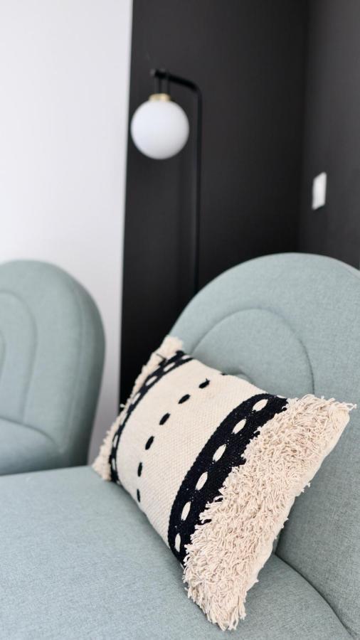 Appart- Hotel Love Room Yschool Τρουά Εξωτερικό φωτογραφία
